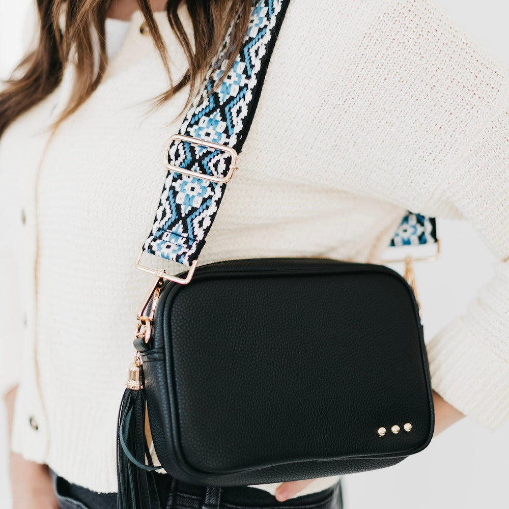 Willow Camera Crossbody