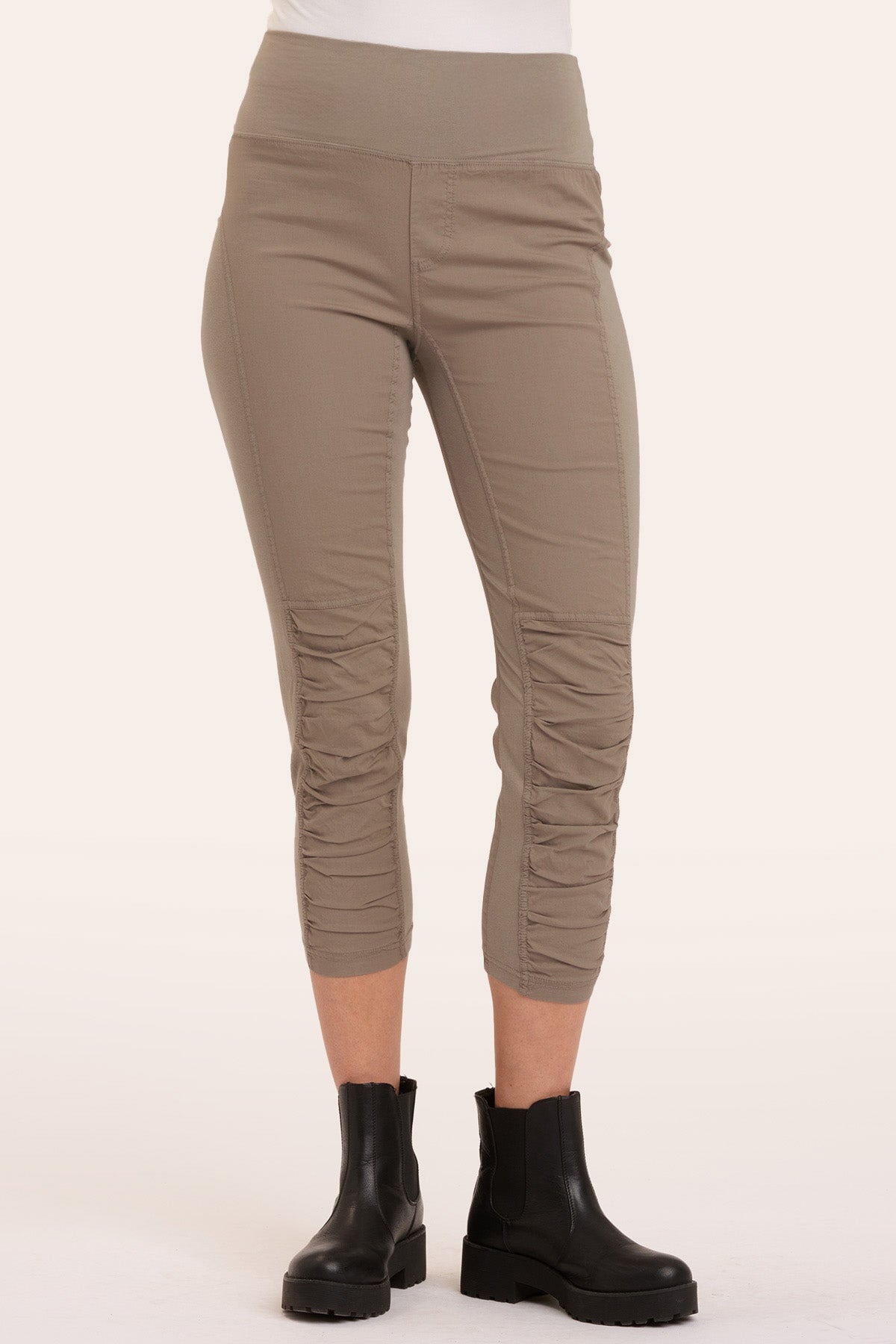 High Waist Jetter Crop