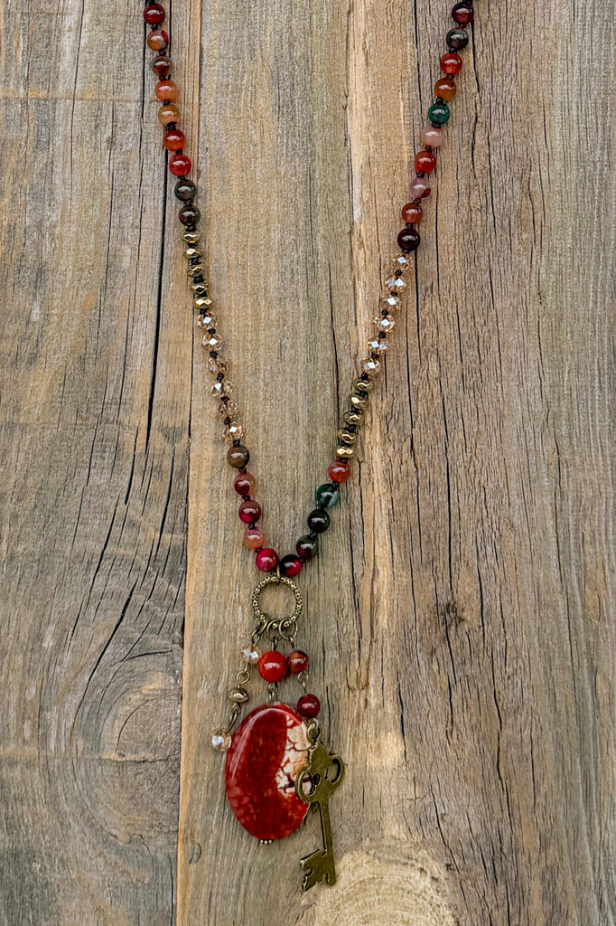 Suki Agate Necklace