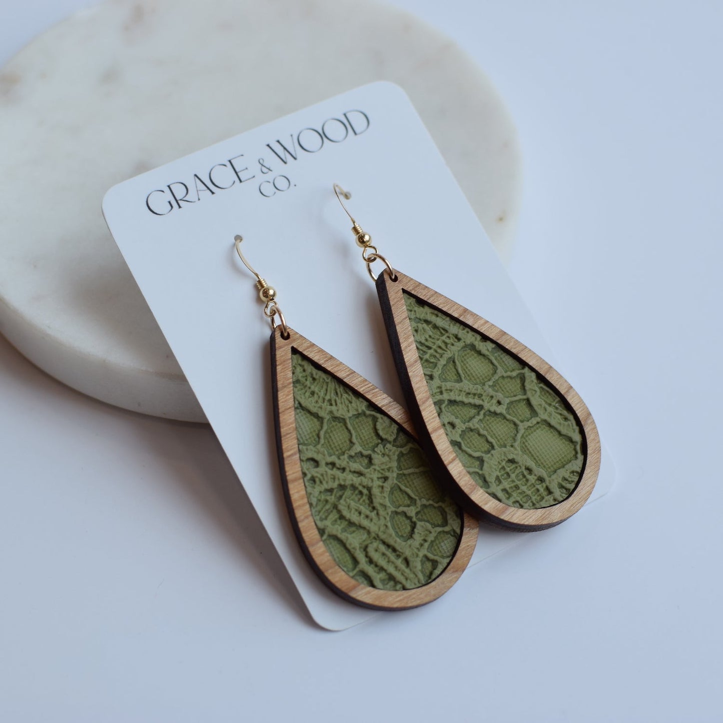 Lace Wood Teardrop
