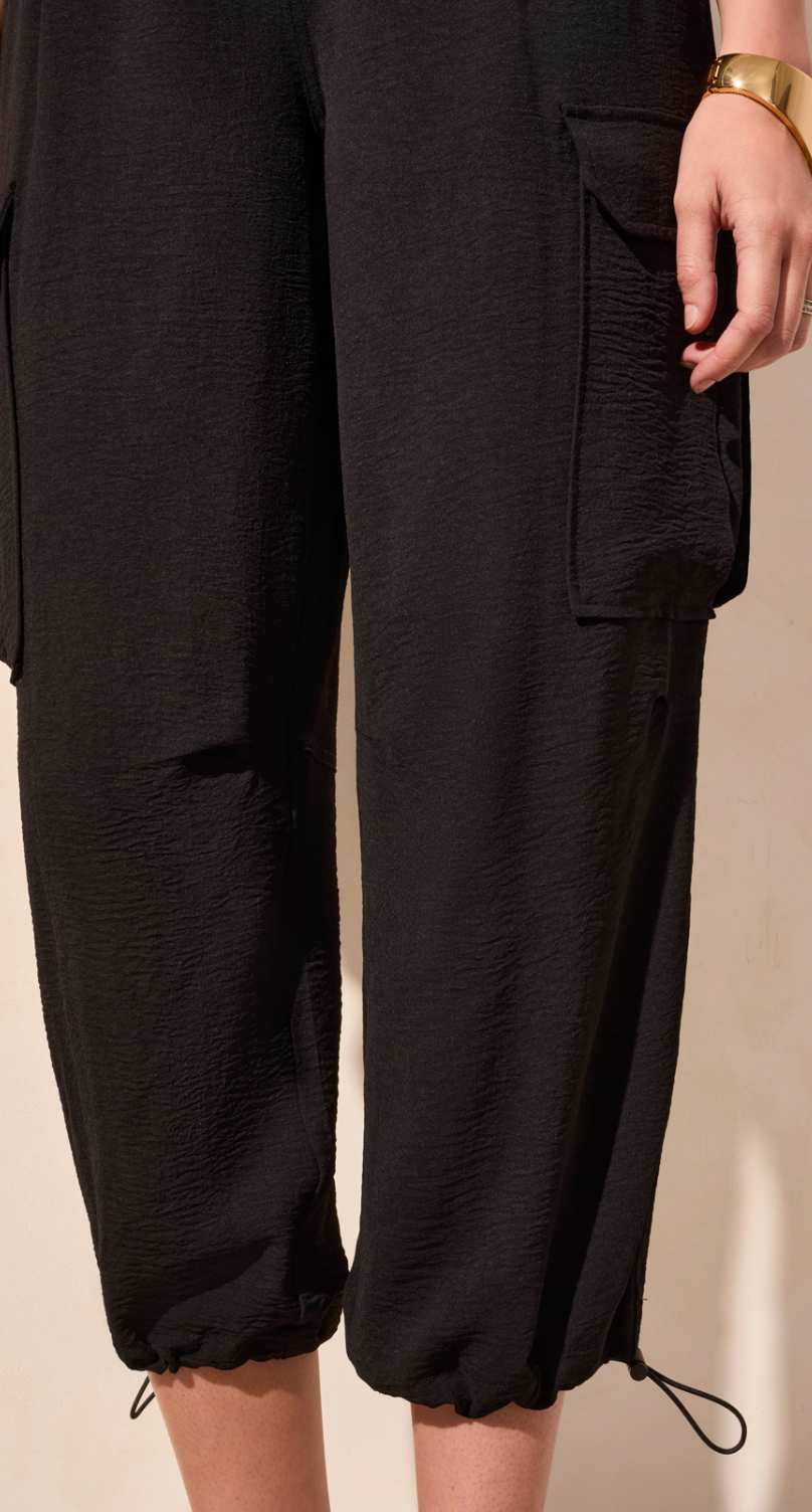 Flowy Cargo Pant