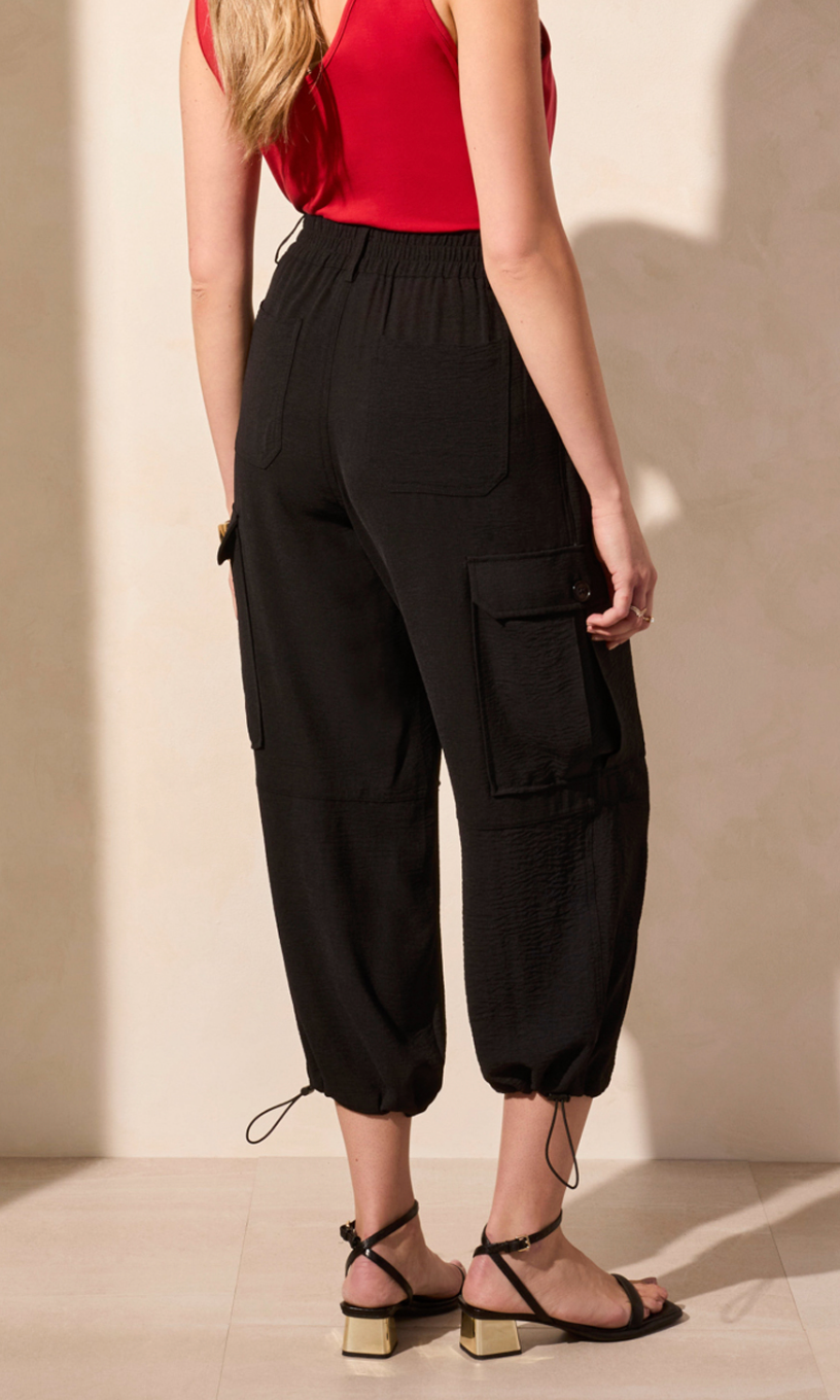 Flowy Cargo Pant