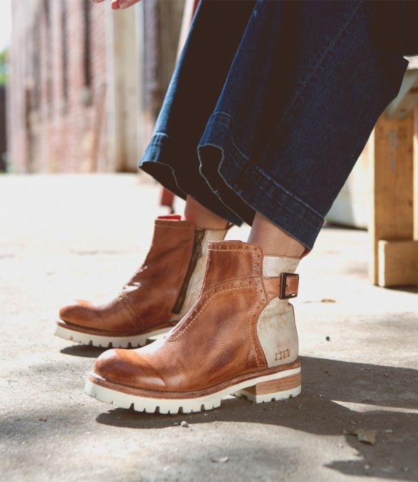 bedstu brianna, cute boots, fall boots, stylish boots, leather boots