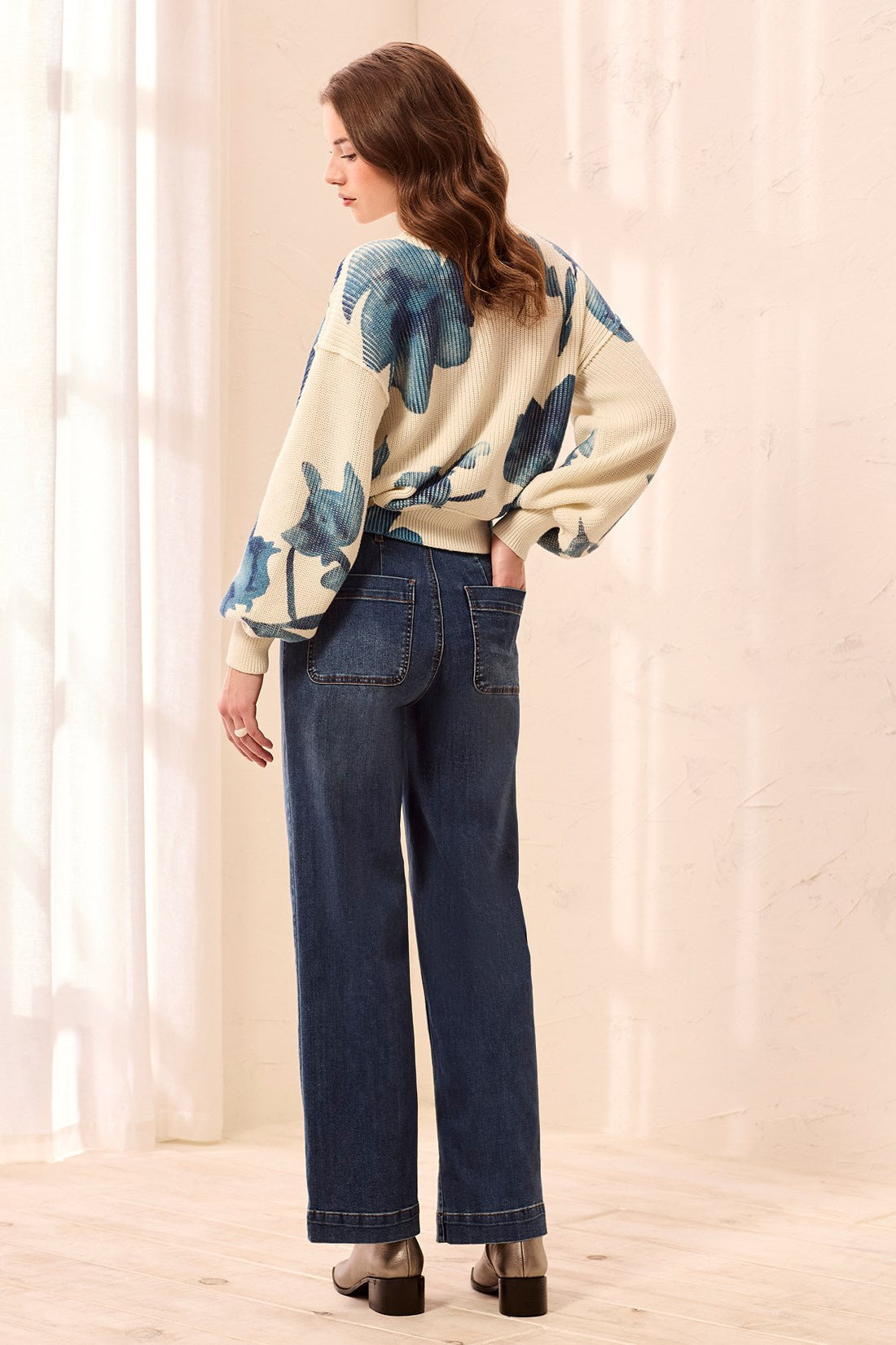 Sophia Curvy Jean