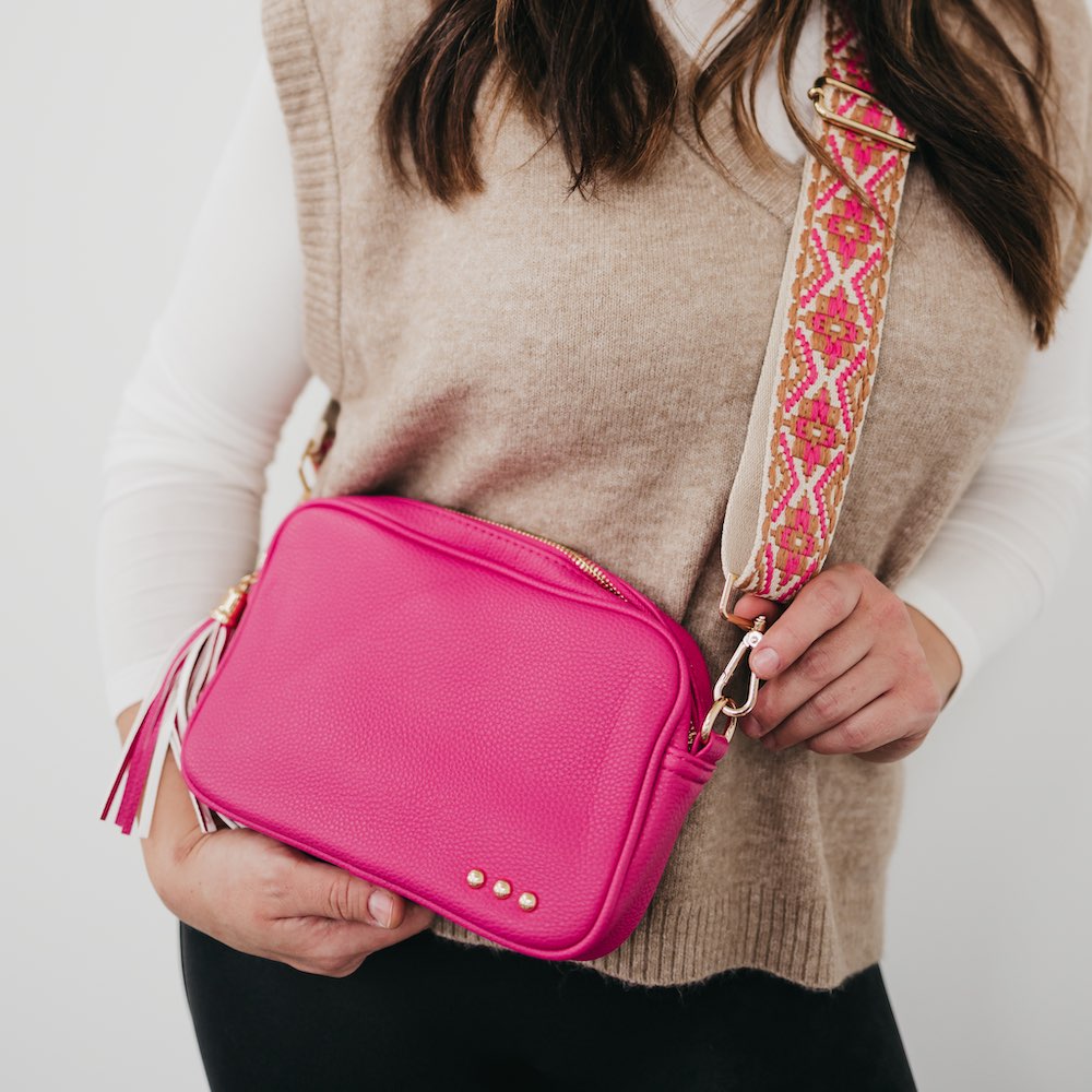 Willow Camera Crossbody