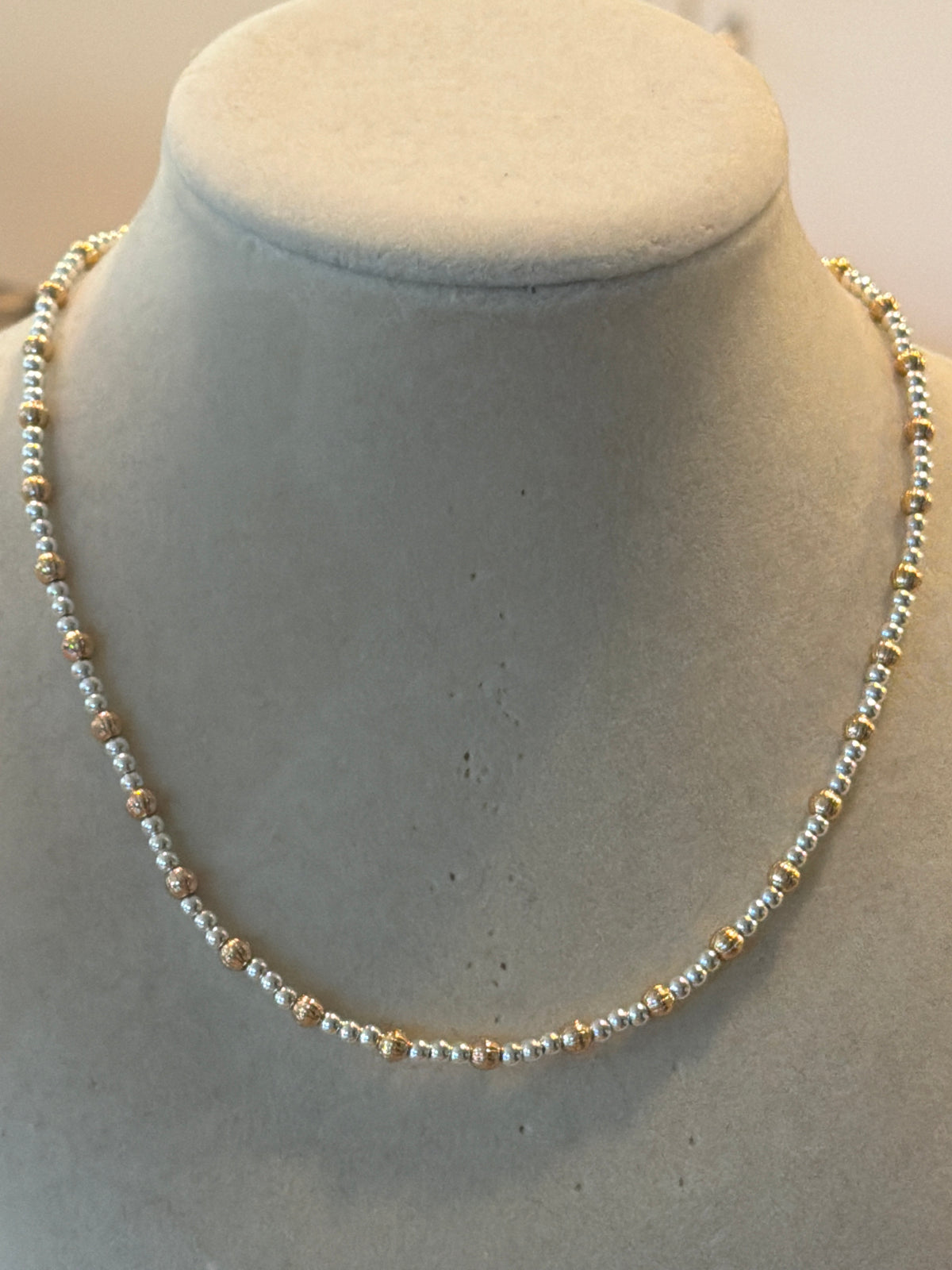 Fin Gold/Silver