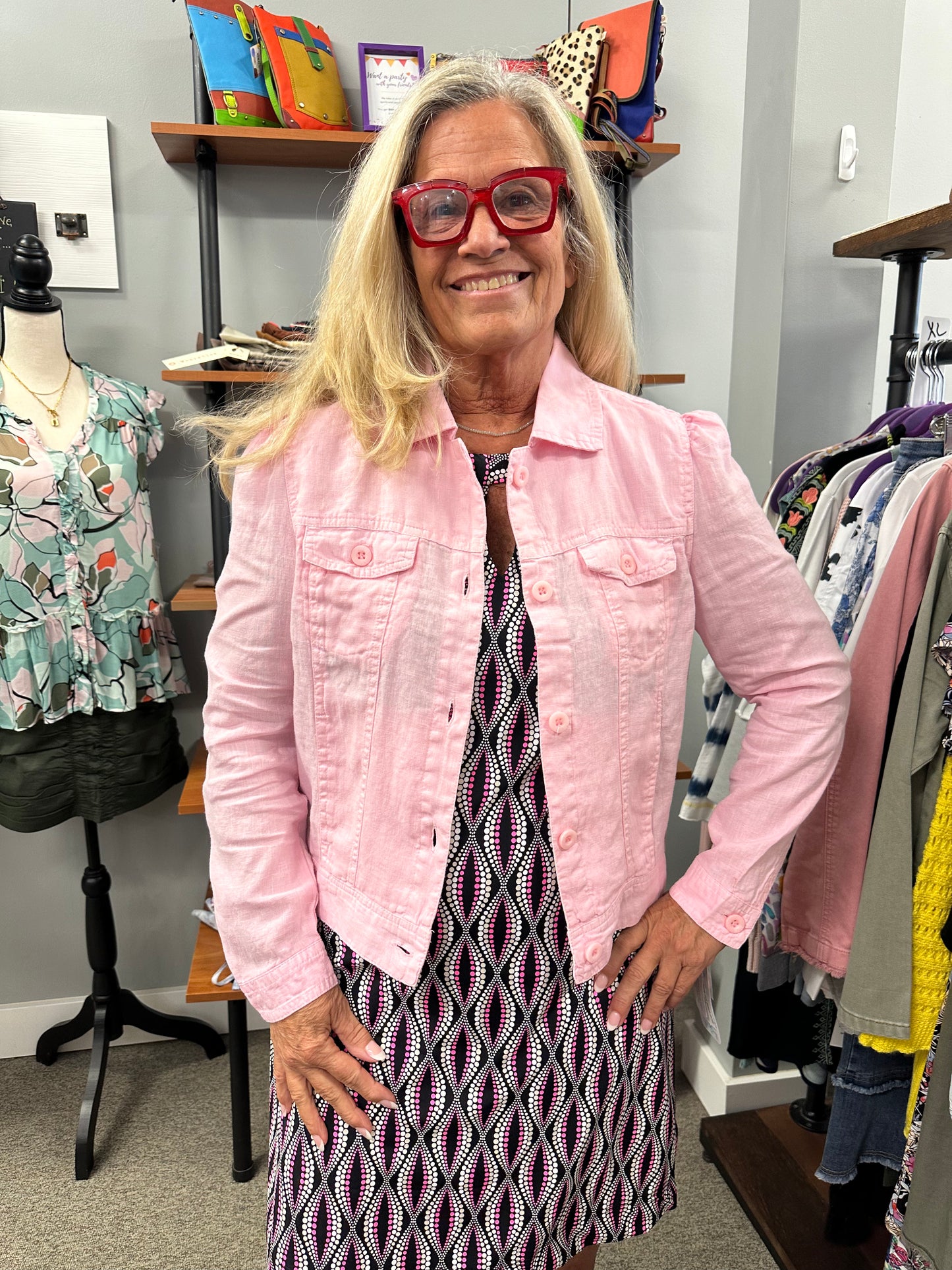 Another perfect lightweight button down jacket with front pockets, button at the sleeve and a small puff on the shoulder. A durable linen jacket thats fun, colorful and goes with anything in your wardrobe. It also moves with your body and if it gets wrinkled it still looks great.