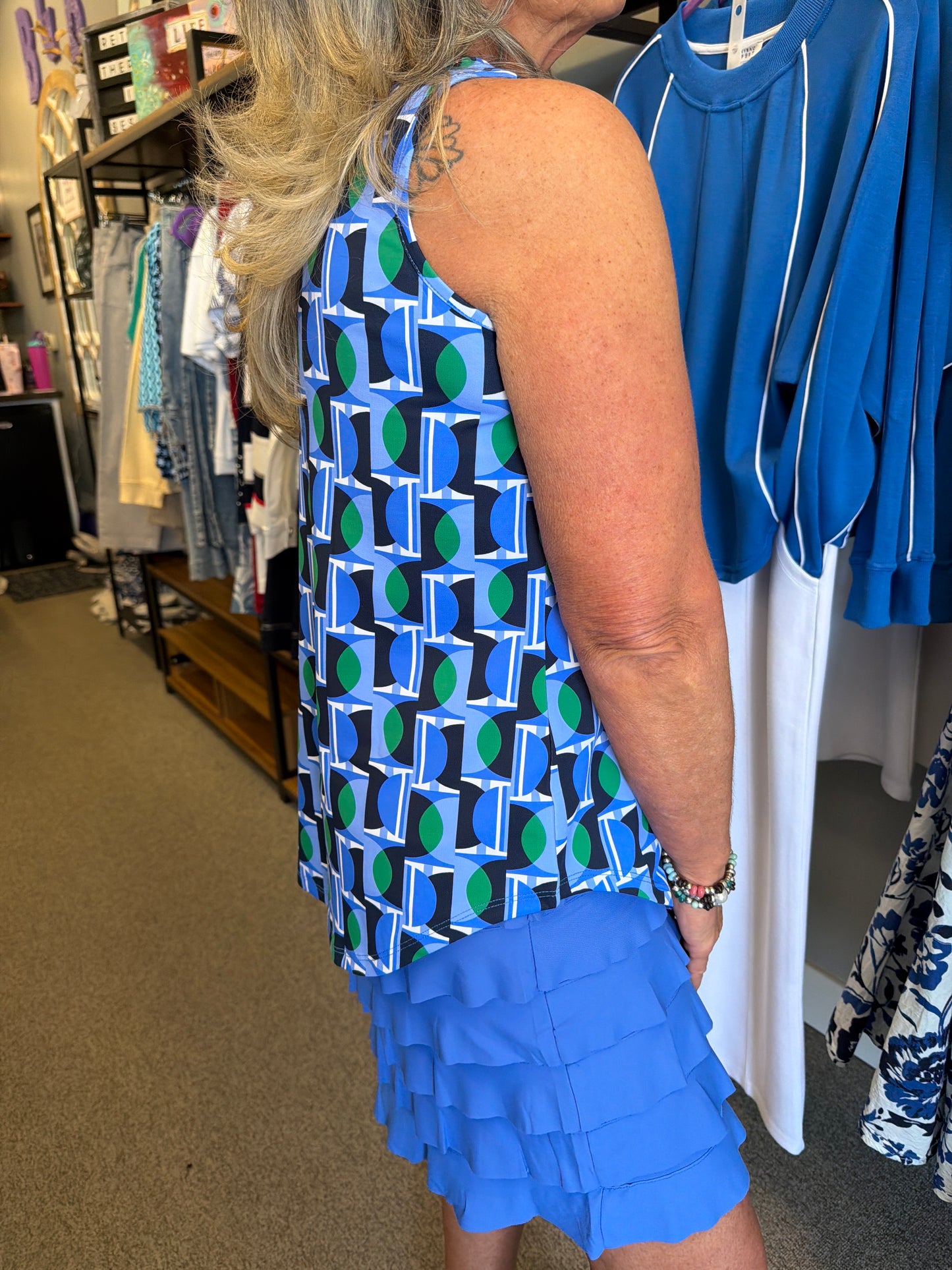 Sleeveless Design Top