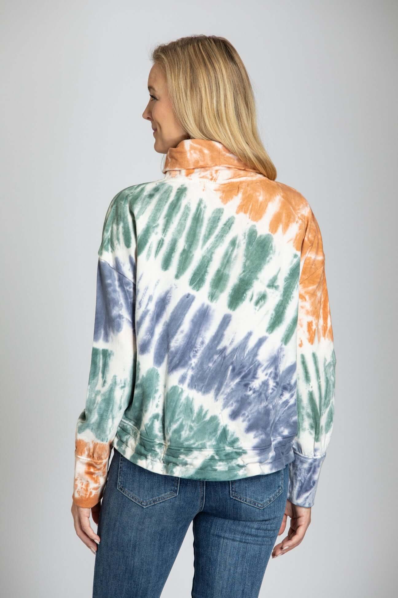 Tie Dye Pullover