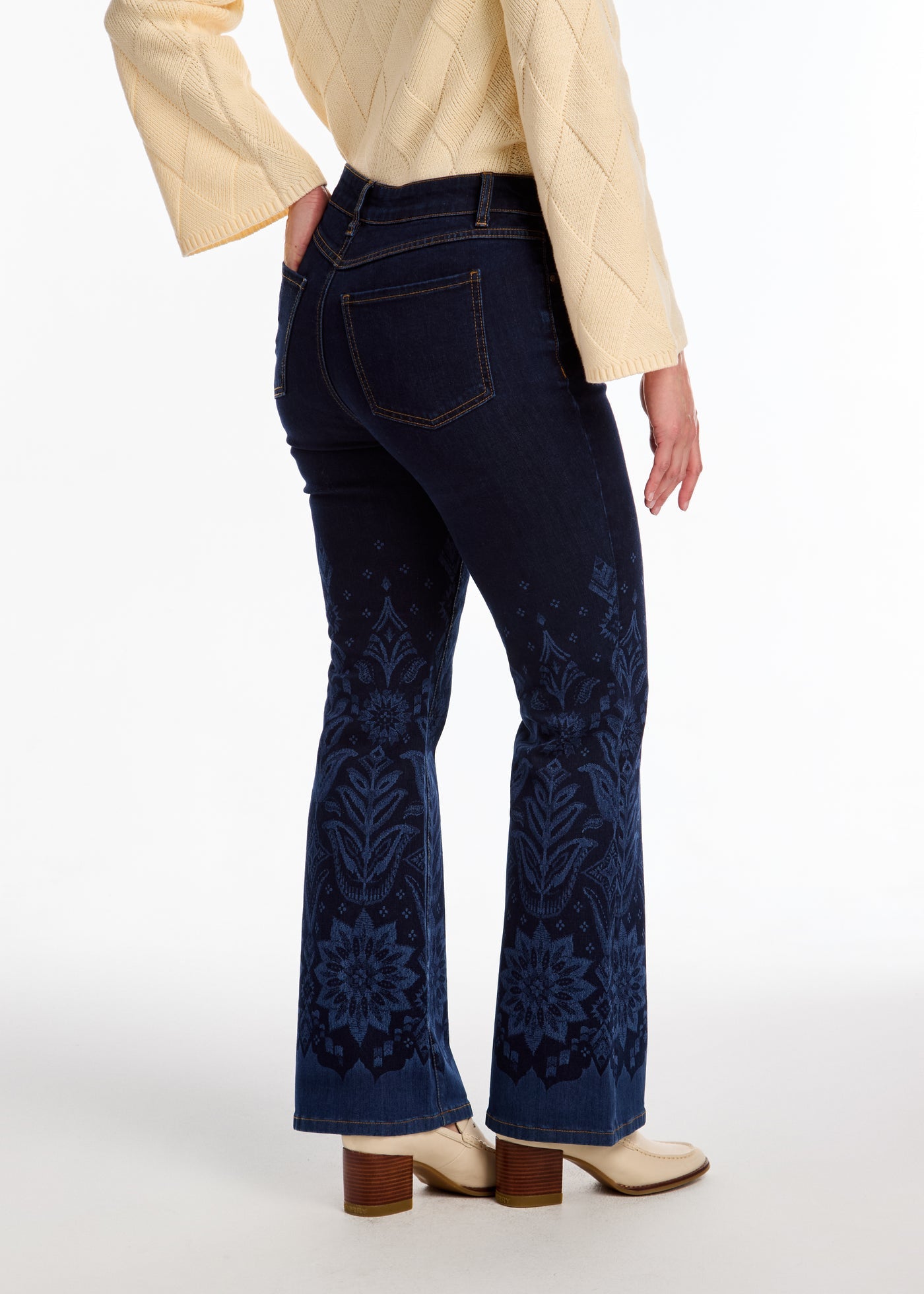 flare leg jeans blue patterned