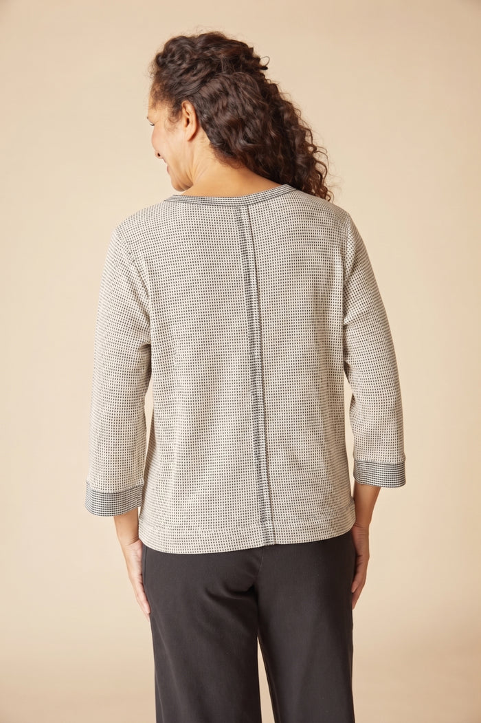 Opposites Attract Seamed Top