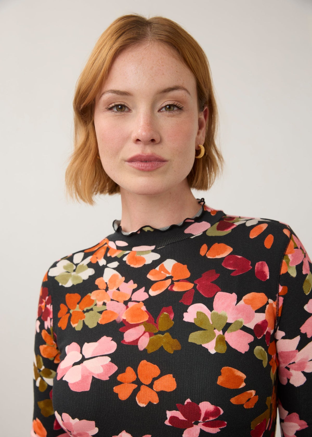Mock Neck Print
