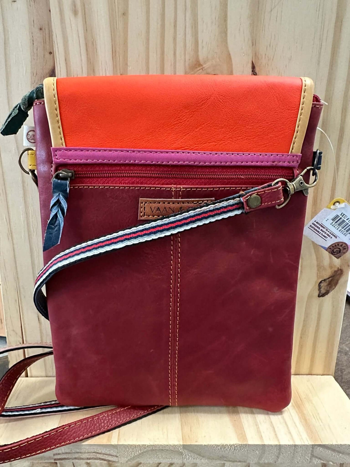 Brisk Noho Crossbody