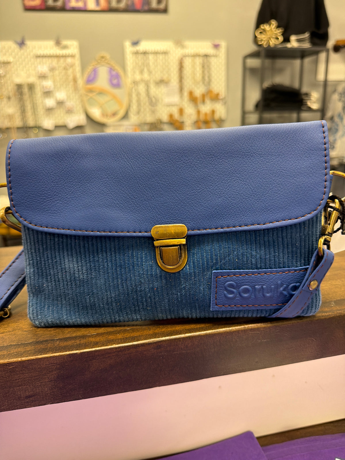 Agnes Clutch Crossbody