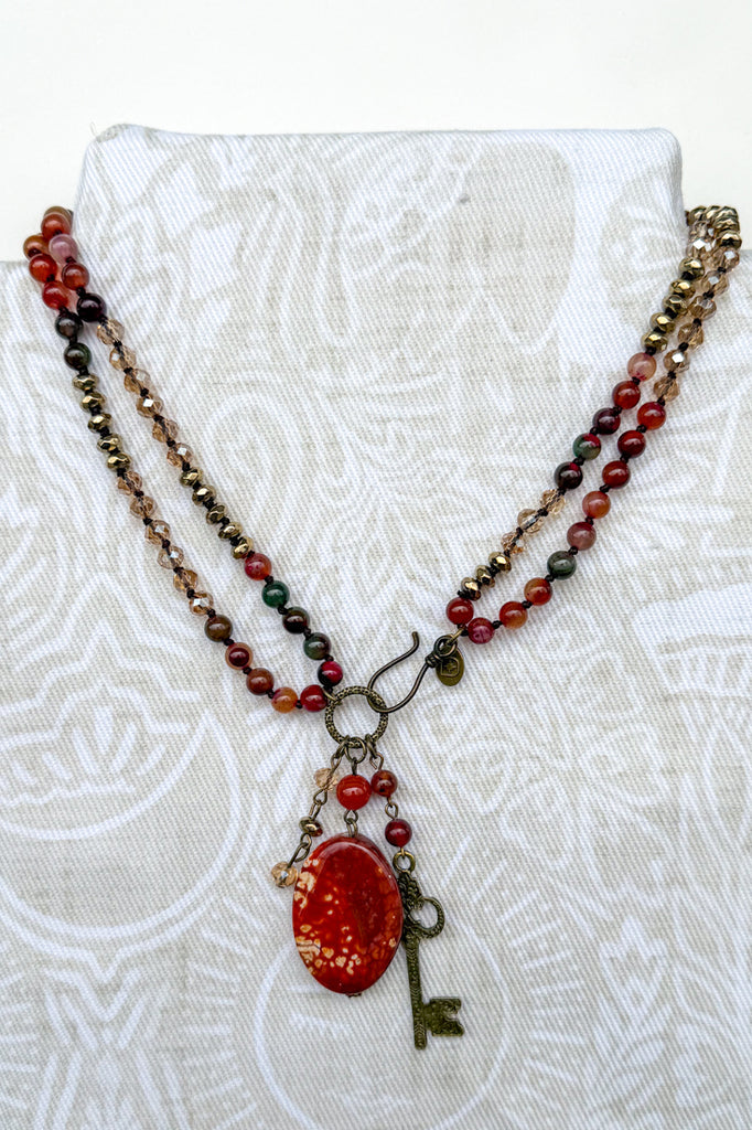 Suki Agate Necklace
