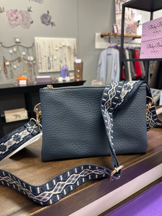 Izzy Crossbody