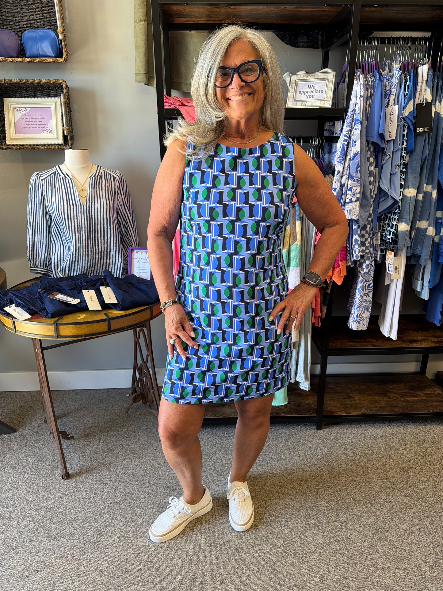 Sleeveless Design Dress