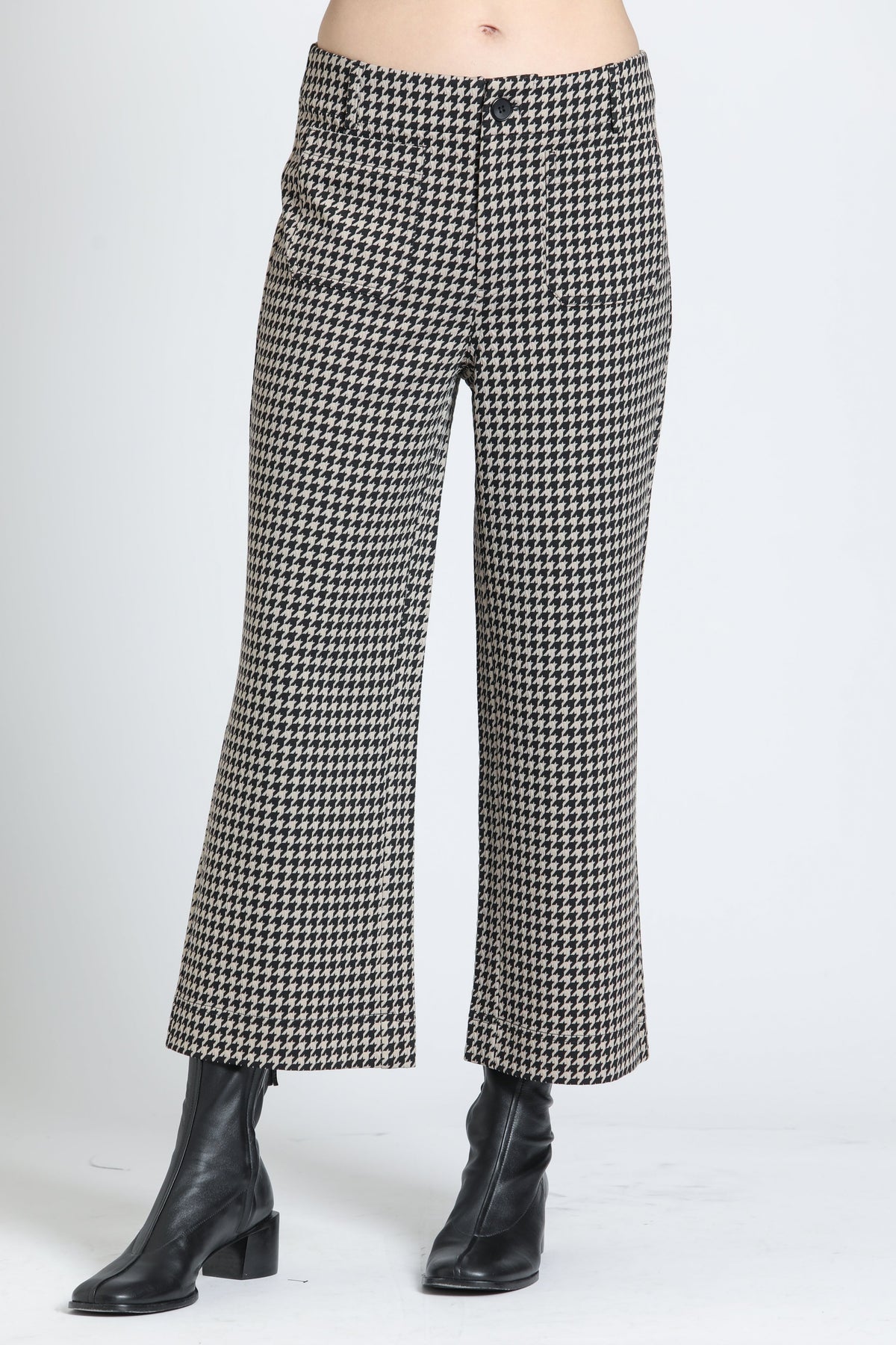 Wide Leg Patch Pocket