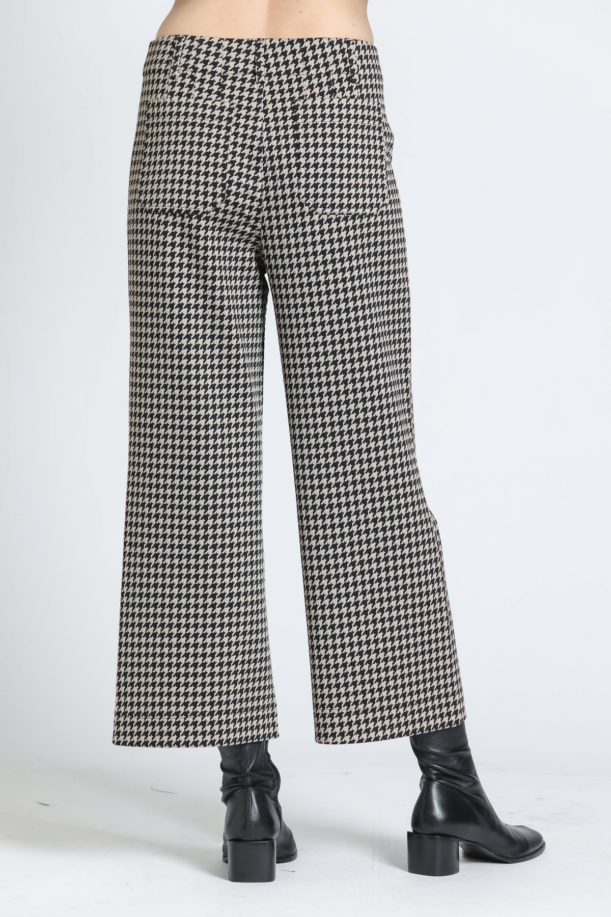 Wide Leg Patch Pocket