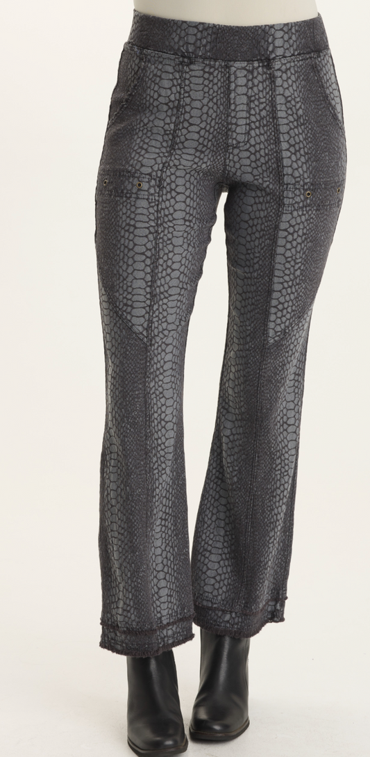 Askell Flare Pant