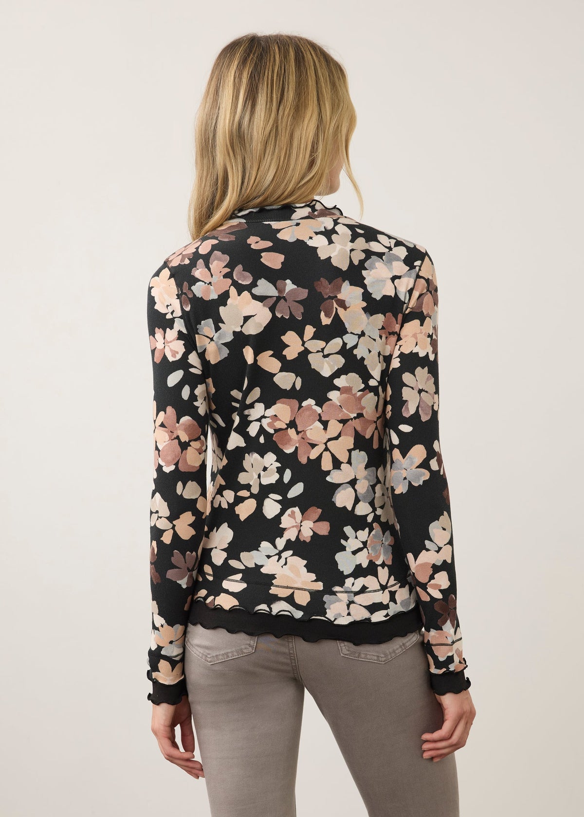 Mock Neck Print