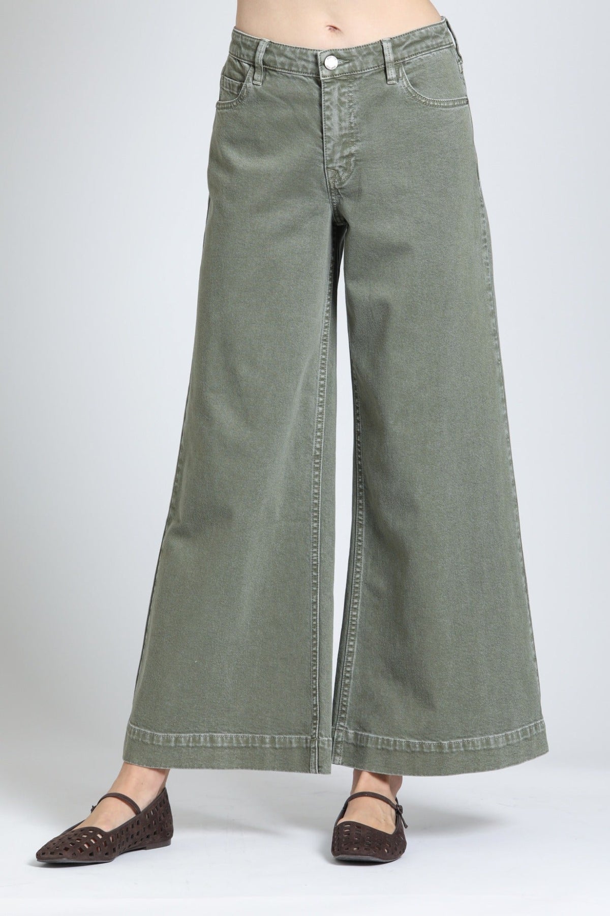 Godet Wide Leg