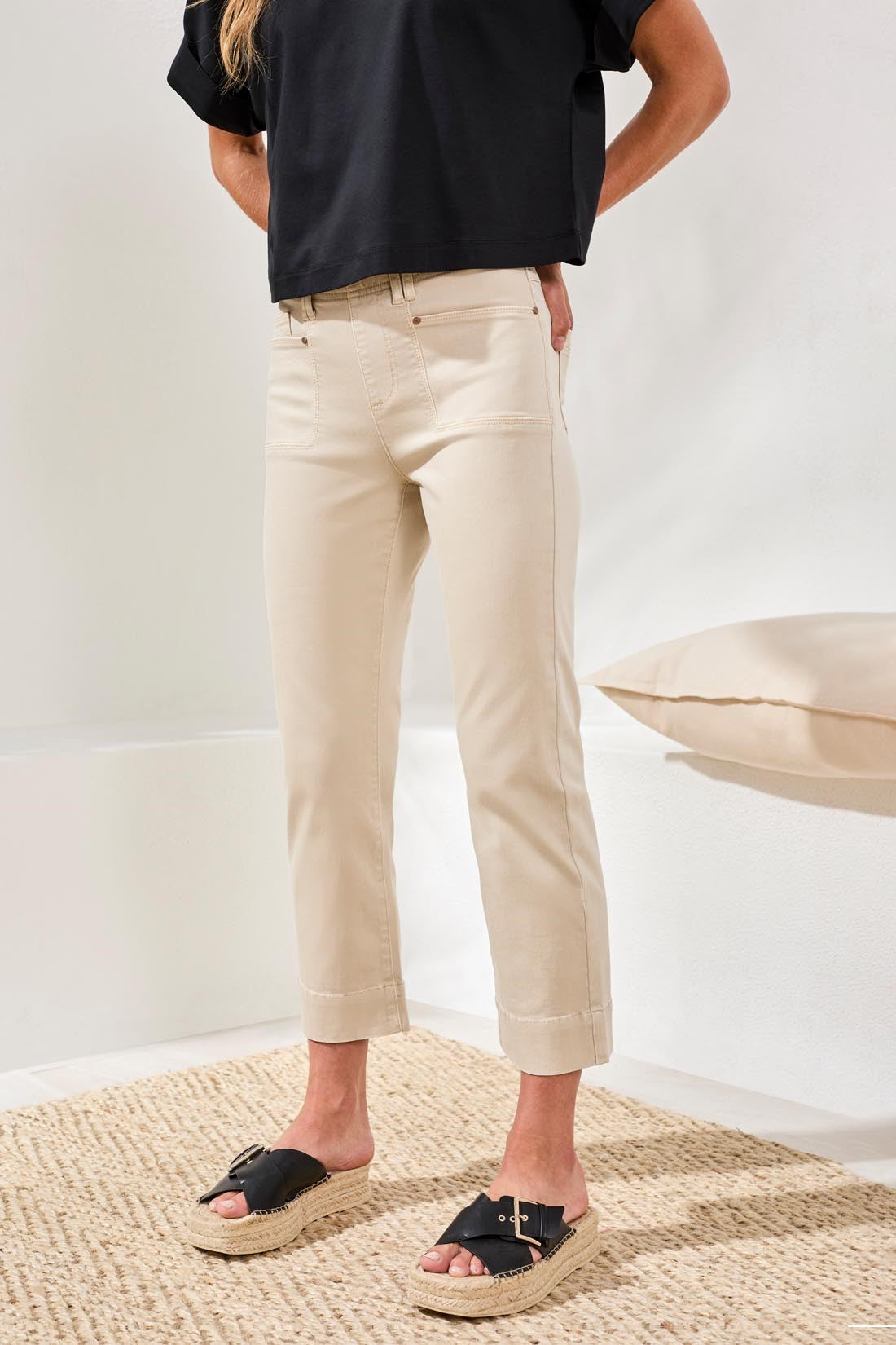Pull On Kick Flare