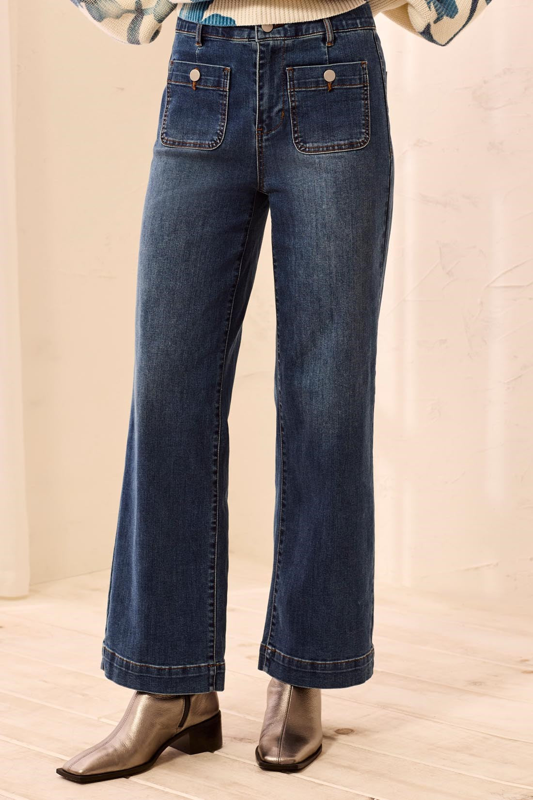 Sophia Curvy Jean