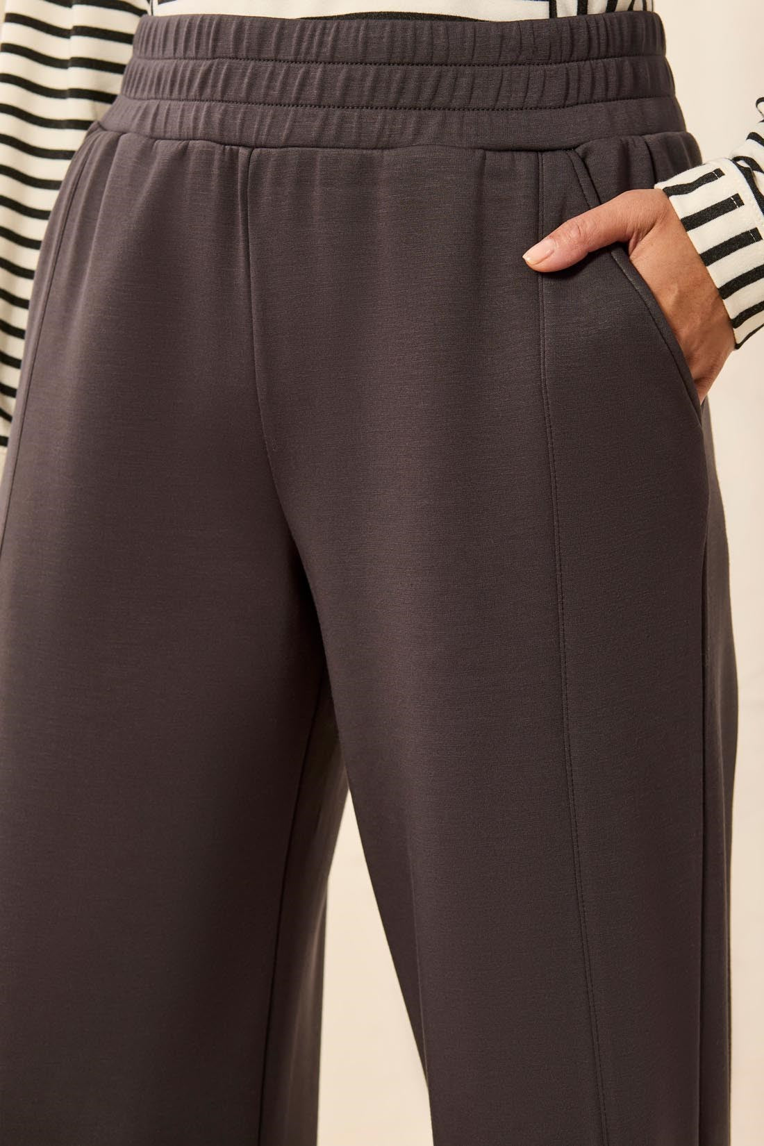 Techno Lux Wide Leg