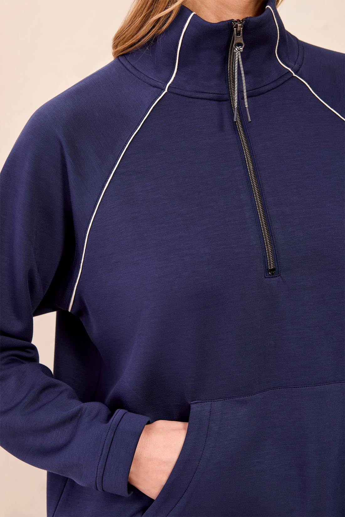Techno Lux Pullover