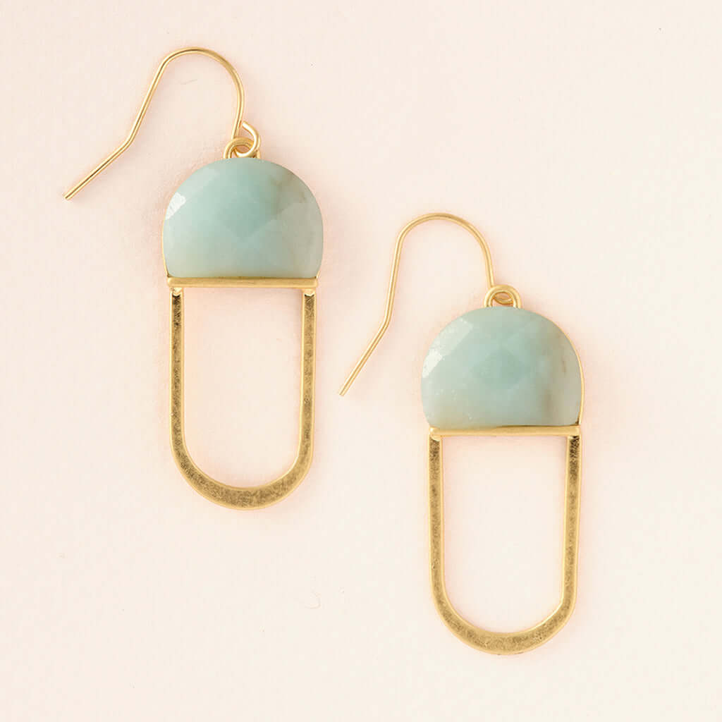 Stone Chandelier Earring